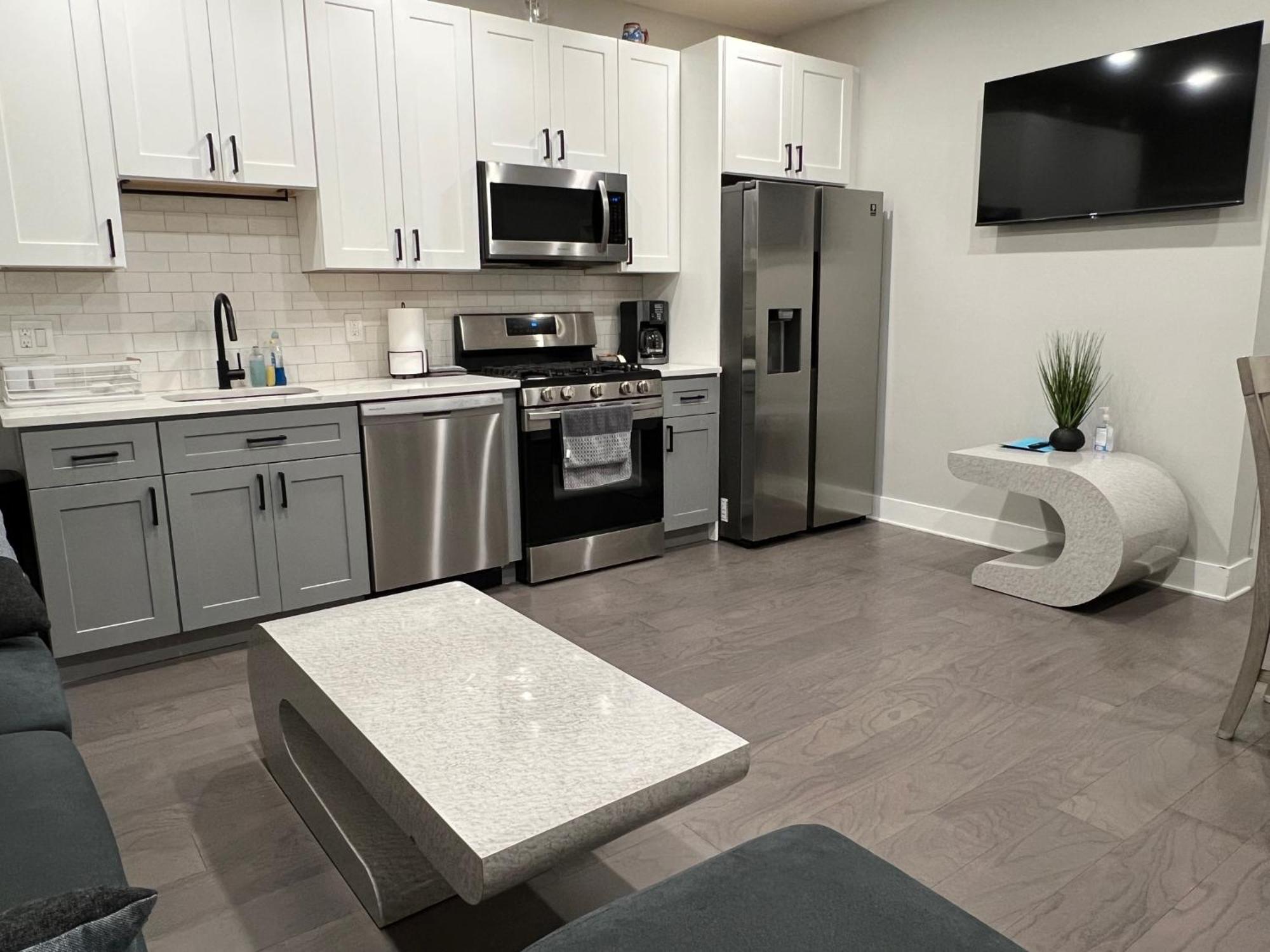 Charming 3Br 2Ba With Private Patio Apartment Philadelphia Luaran gambar